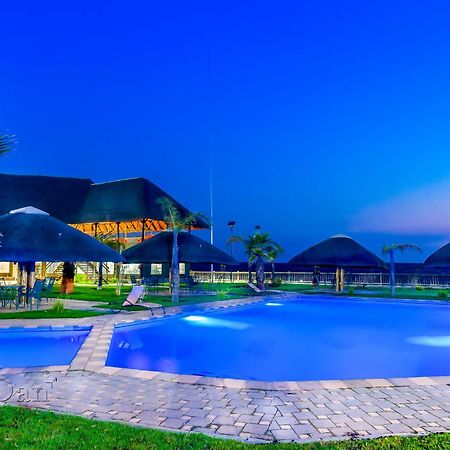 Big Valley Game Lodge Lobatse Екстер'єр фото