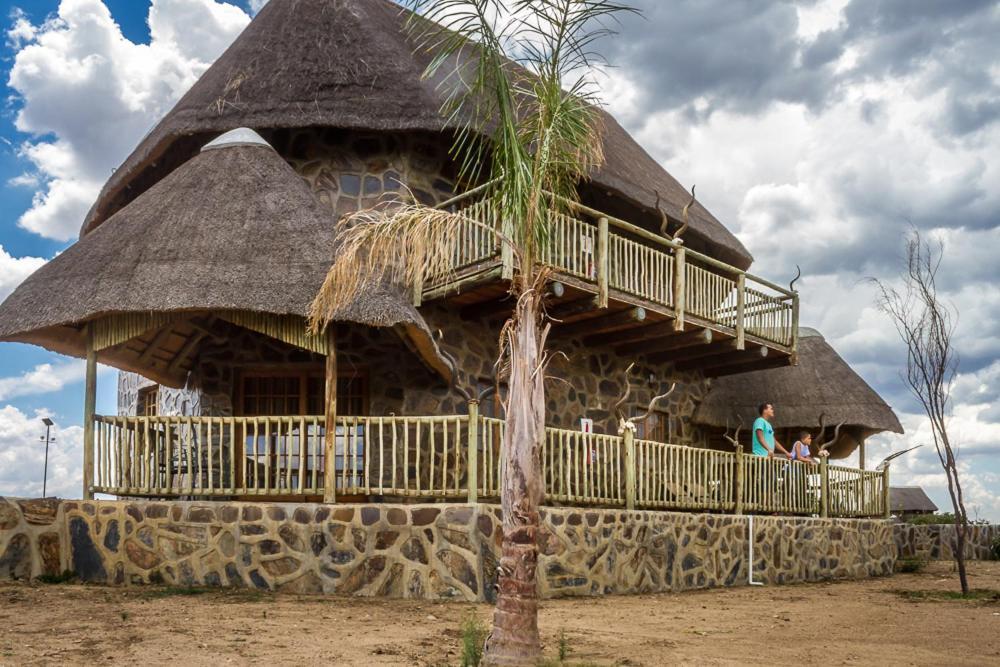 Big Valley Game Lodge Lobatse Екстер'єр фото